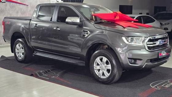 FORD RANGER 3.2 XLT 4X4 CD 20V DIESEL 4P AUTOMÁTICO